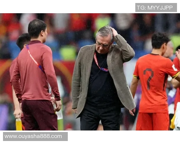 足球明星遭枪杀事件引发全球关注与哀悼揭示运动员安全隐患